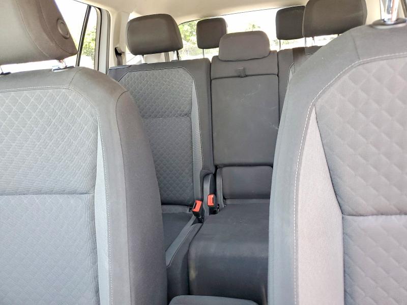 Продаж на аукціоні авто 2018 Volkswagen Tiguan, vin: 3VV1B7AX8JM078450, номер лоту: 52557896
