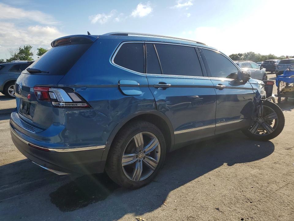 53625146 :رقم المزاد ، 3VV3B7AX4LM158940 vin ، 2020 Volkswagen Tiguan مزاد بيع