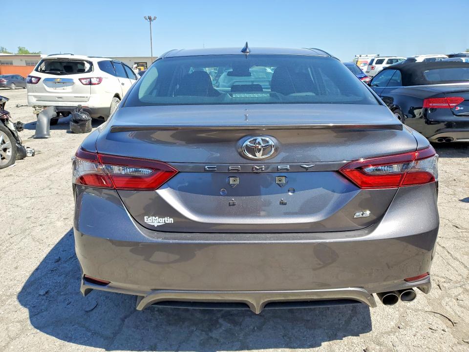 2024 Toyota Camry მანქანა იყიდება აუქციონზე, vin: 4T1G11AK4RU248870, აუქციონის ნომერი: 52363496