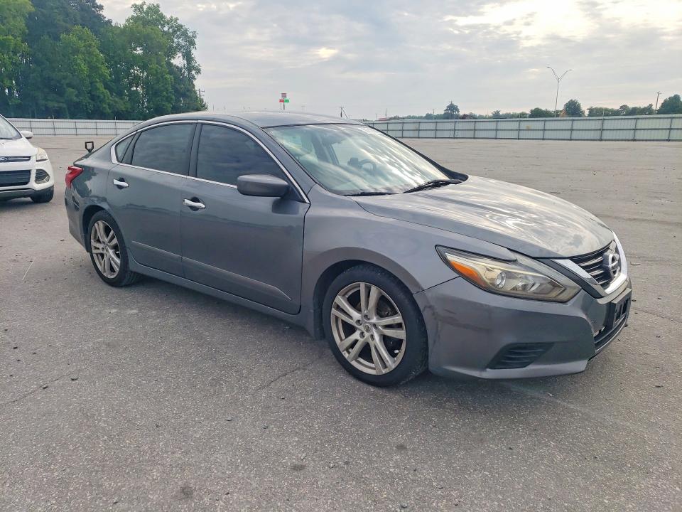 Продажа на аукционе авто 2016 Nissan Altima, vin: 1N4AL3AP1GN388755, номер лота: 52812936
