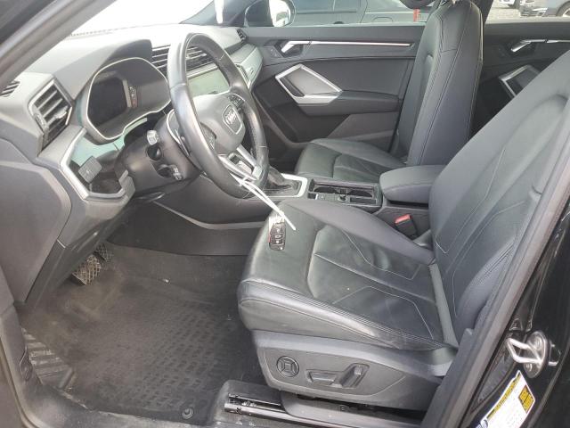 52690186 :رقم المزاد ، WA1DECF35M1121283 vin ، 2021 Audi Q3 مزاد بيع