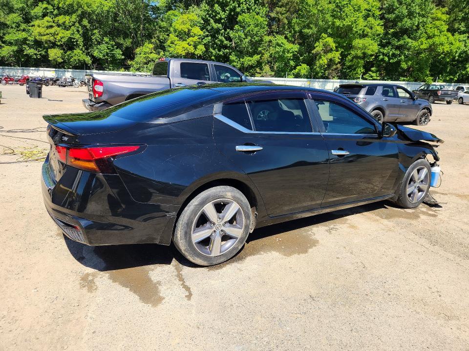Продажа на аукционе авто 2021 Nissan Altima, vin: 1N4BL4DV1MN380123, номер лота: 52879316