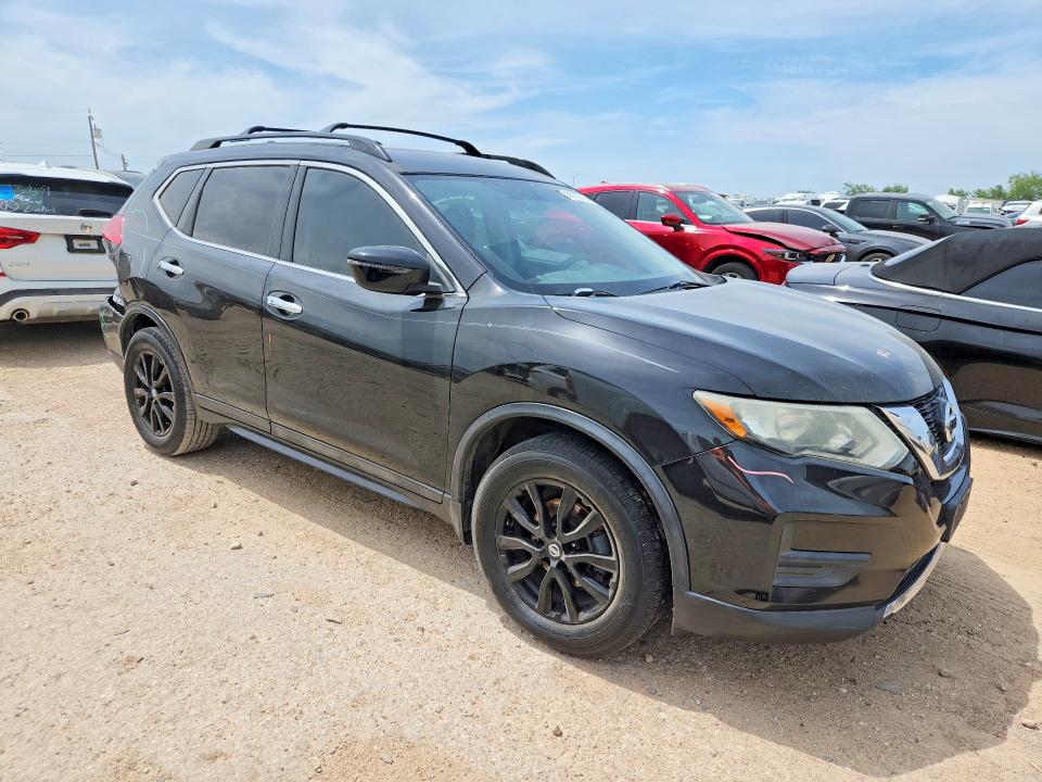 53579716 :رقم المزاد ، 5N1AT2MT4HC802813 vin ، 2017 Nissan Rogue مزاد بيع