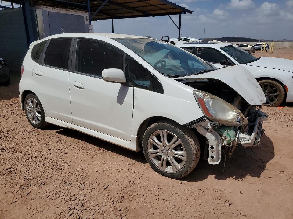 Продажа на аукционе авто 2011 Honda Fit, vin: JHMGE8H5XBS000592, номер лота: 53943346