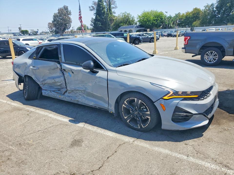 2022 Kia K5 მანქანა იყიდება აუქციონზე, vin: 5XXG64J26NG100257, აუქციონის ნომერი: 52895376