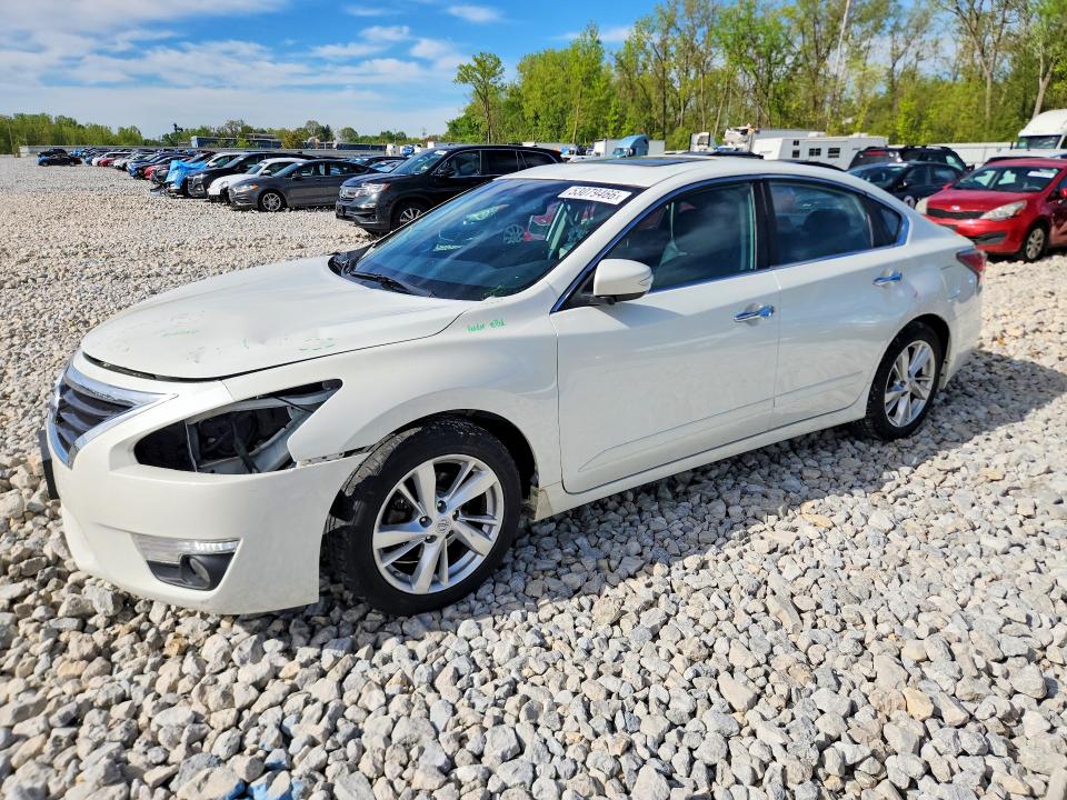2015 Nissan Altima მანქანა იყიდება აუქციონზე, vin: 1N4AL3AP8FN896879, აუქციონის ნომერი: 53079466