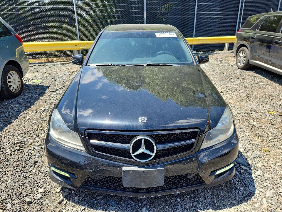 Продажа на аукционе авто 2012 Mercedes-benz C, vin: WDDGF8BB0CA722356, номер лота: 53808746