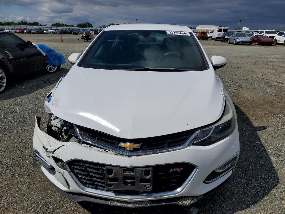 2018 Chevrolet Cruze მანქანა იყიდება აუქციონზე, vin: 1G1BE5SM1J7243938, აუქციონის ნომერი: 52350486