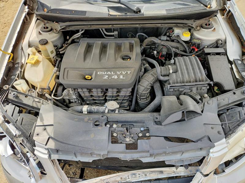 53359106 :رقم المزاد ، 1C3BCBEBXCN121975 vin ، 2012 Chrysler 200 مزاد بيع