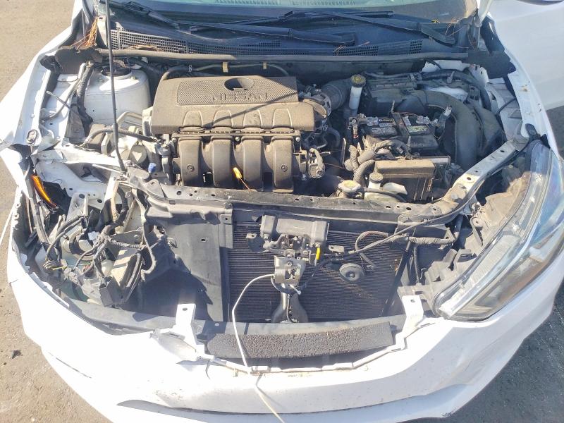 52504306 :رقم المزاد ، 3N1AB7AP3KY363147 vin ، 2019 Nissan Sentra مزاد بيع