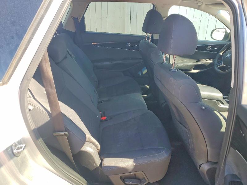 Продажа на аукционе авто 2020 Kia Sorento, vin: 5XYPG4A58LG614322, номер лота: 52232536