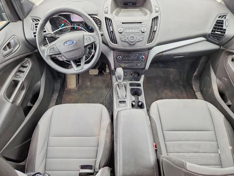2017 Ford Escape მანქანა იყიდება აუქციონზე, vin: 1FMCU0F71HUC40244, აუქციონის ნომერი: 52613746