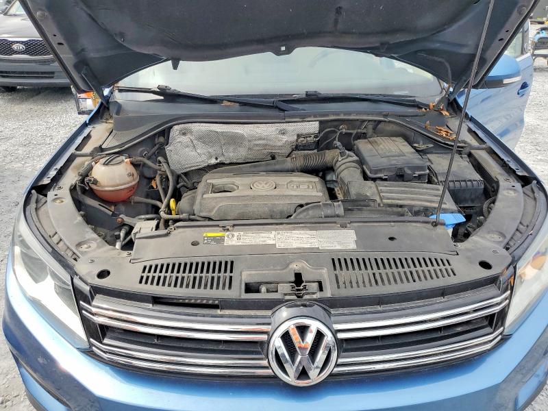 2017 Volkswagen Tiguan მანქანა იყიდება აუქციონზე, vin: WVGSV7AX4HW506952, აუქციონის ნომერი: 53035676