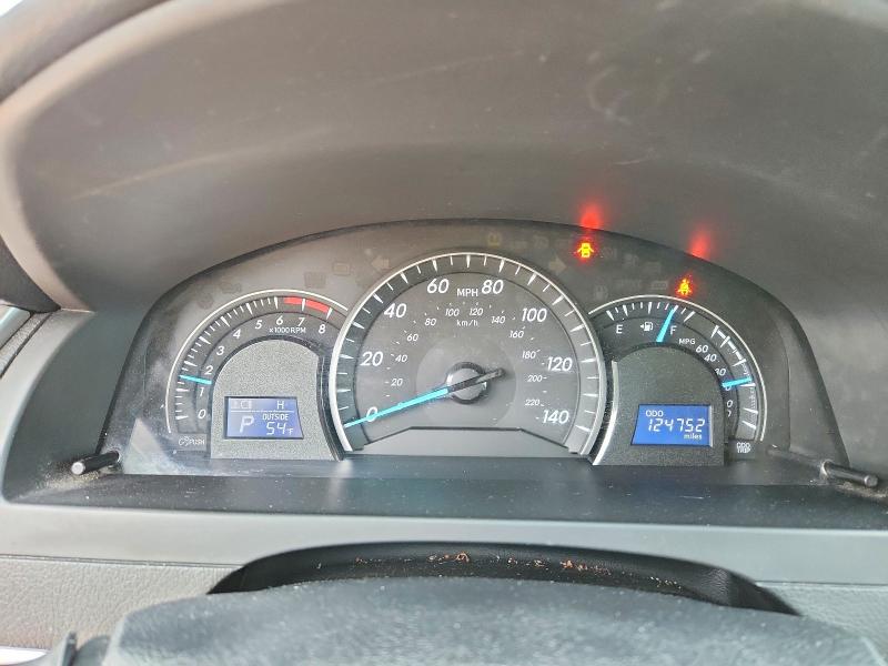 52081866 :رقم المزاد ، 4T1BF1FKXDU671403 vin ، 2013 Toyota Camry مزاد بيع
