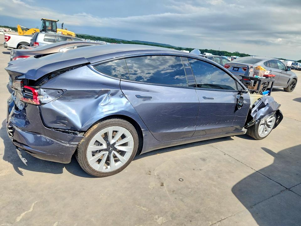 Продажа на аукционе авто 2023 Tesla Model 3, vin: 5YJ3E1EA5PF446761, номер лота: 52897626