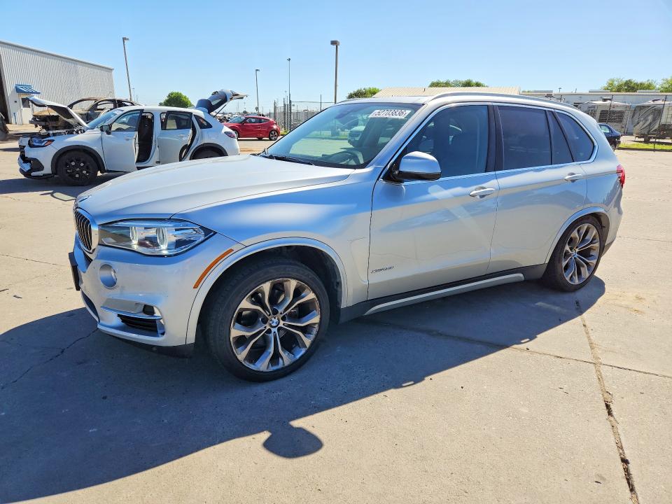 52703836 :رقم المزاد ، 5UXKR0C51F0P09520 vin ، 2015 Bmw X5 مزاد بيع