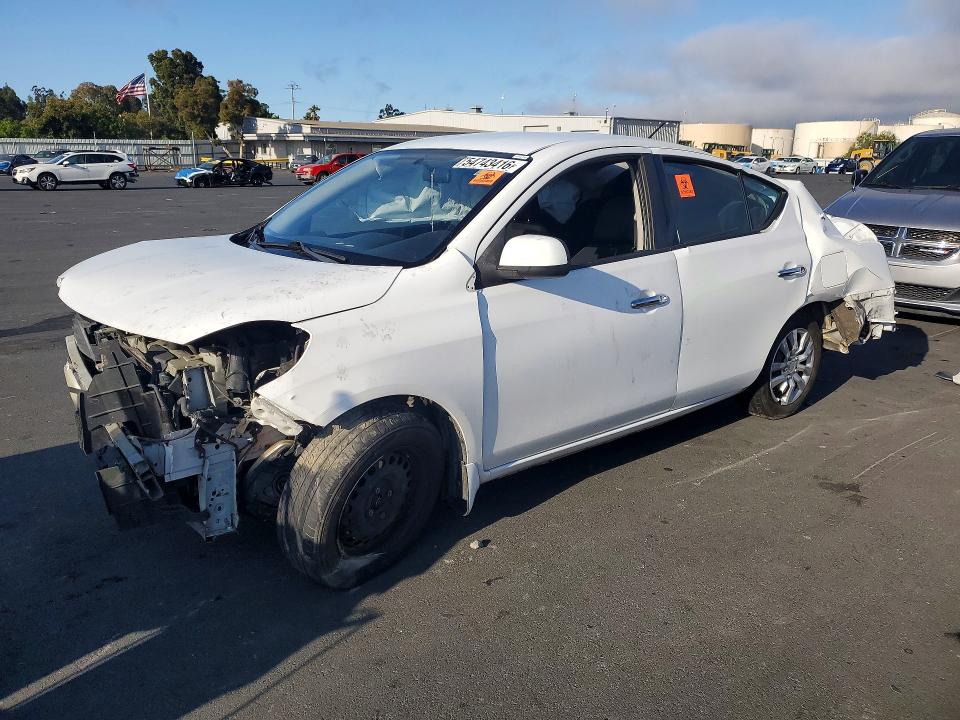 54743416 :رقم المزاد ، 3N1CN7AP2EL868050 vin ، 2014 Nissan Versa مزاد بيع