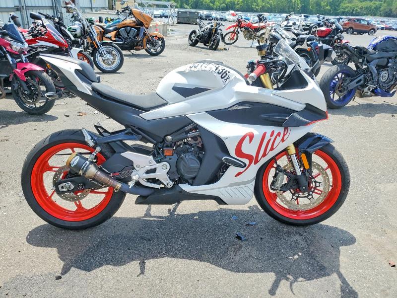 53198436 :رقم المزاد ، LCEPESLA3S6003507 vin ، 2025 Cf Moto 450ss مزاد بيع