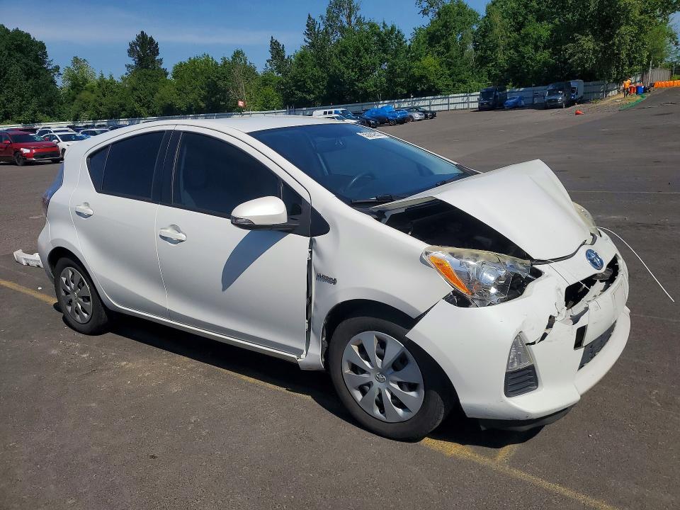2014 Toyota Prius C მანქანა იყიდება აუქციონზე, vin: JTDKDTB33E1563356, აუქციონის ნომერი: 55084256