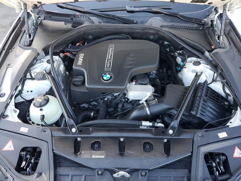 53793106 :رقم المزاد ، WBA5A5C50FD517451 vin ، 2015 Bmw 528 مزاد بيع