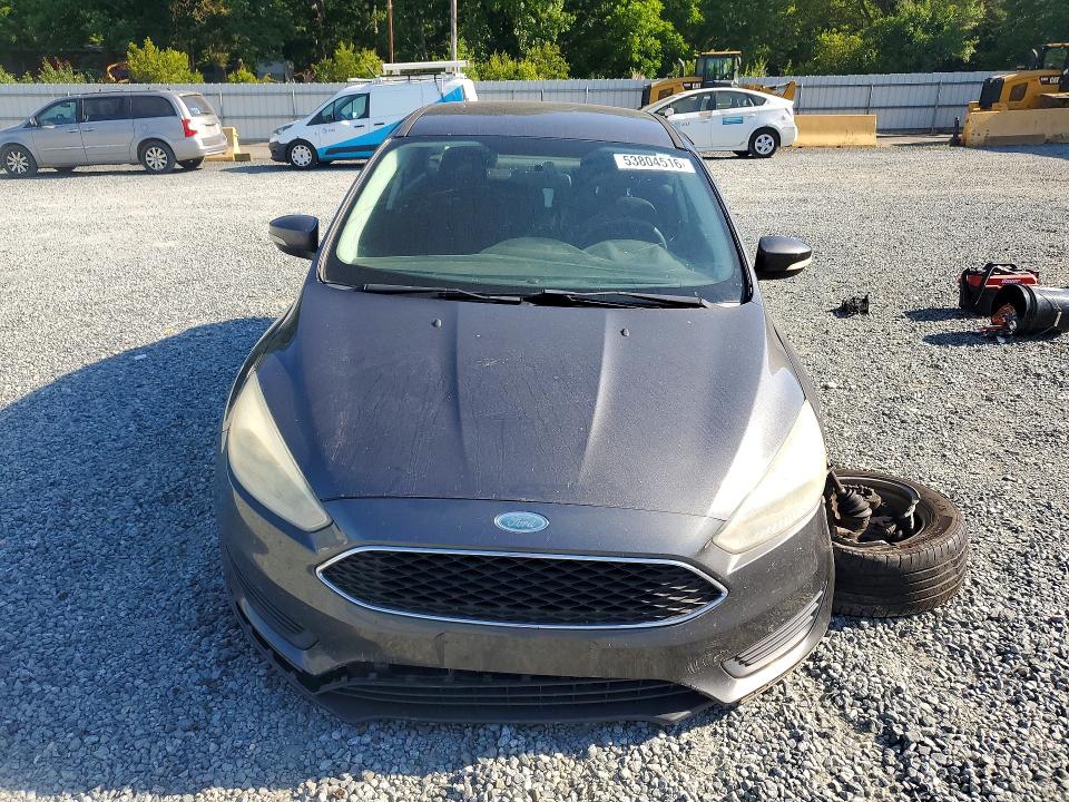 53804516 :رقم المزاد ، 1FADP3F22FL218087 vin ، 2015 Ford Focus مزاد بيع