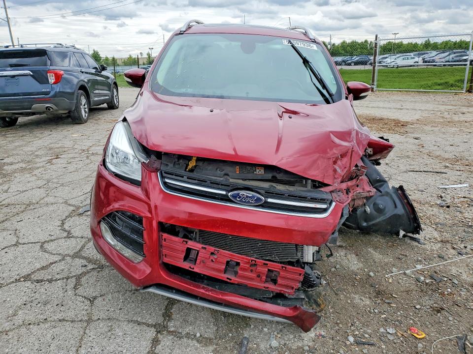 Продажа на аукционе авто 2015 Ford Escape, vin: 1FMCU0JX2FUA24231, номер лота: 52597936