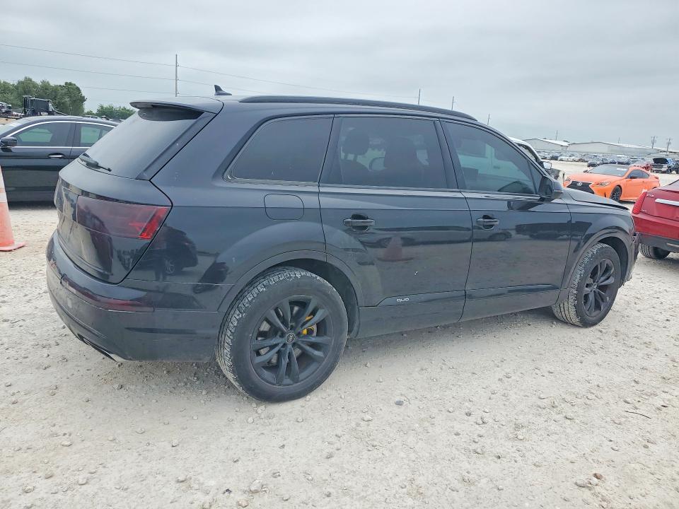 52329256 :رقم المزاد ، WA1AHAF72HD037976 vin ، 2017 Audi Q7 مزاد بيع