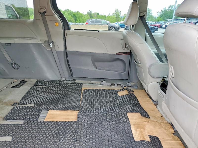 Продажа на аукционе авто 2012 Toyota Sienna, vin: 5TDYK3DC9CS260322, номер лота: 54548976