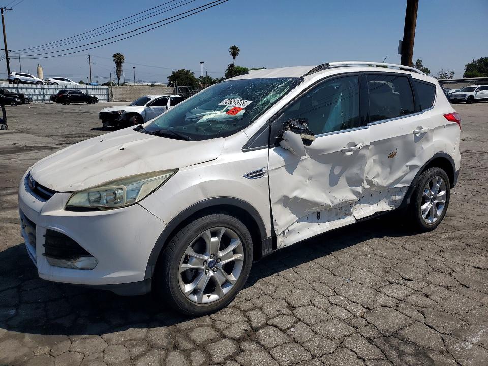 53601876 :رقم المزاد ، 1FMCU9J99EUD18794 vin ، 2014 Ford Escape مزاد بيع