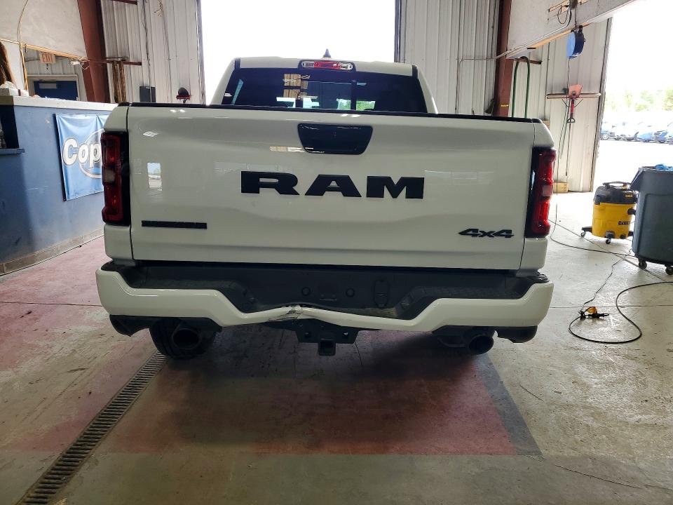 92184165 :رقم المزاد ، 1C6SRFFP5TN157964 vin ، 2026 Ram 1500 مزاد بيع