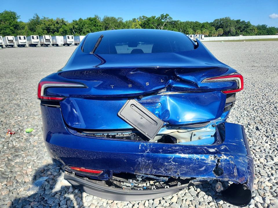 53720126 :رقم المزاد ، 5YJ3E1EA1SF901789 vin ، 2025 Tesla Model 3 مزاد بيع
