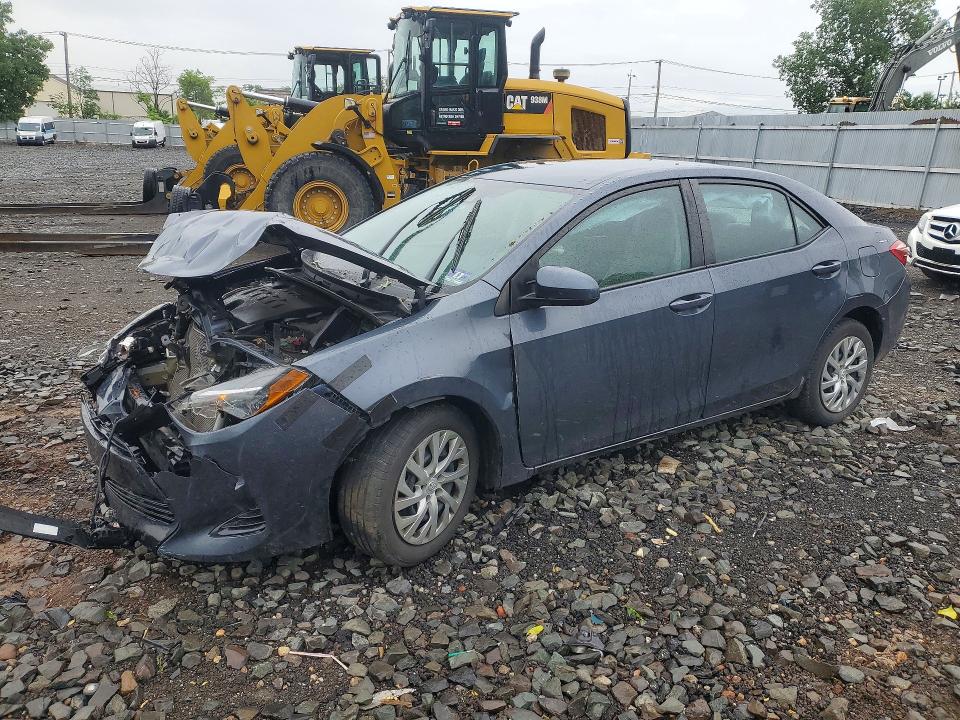 2018 Toyota Corolla მანქანა იყიდება აუქციონზე, vin: 5YFBURHE4JP838976, აუქციონის ნომერი: 54348376