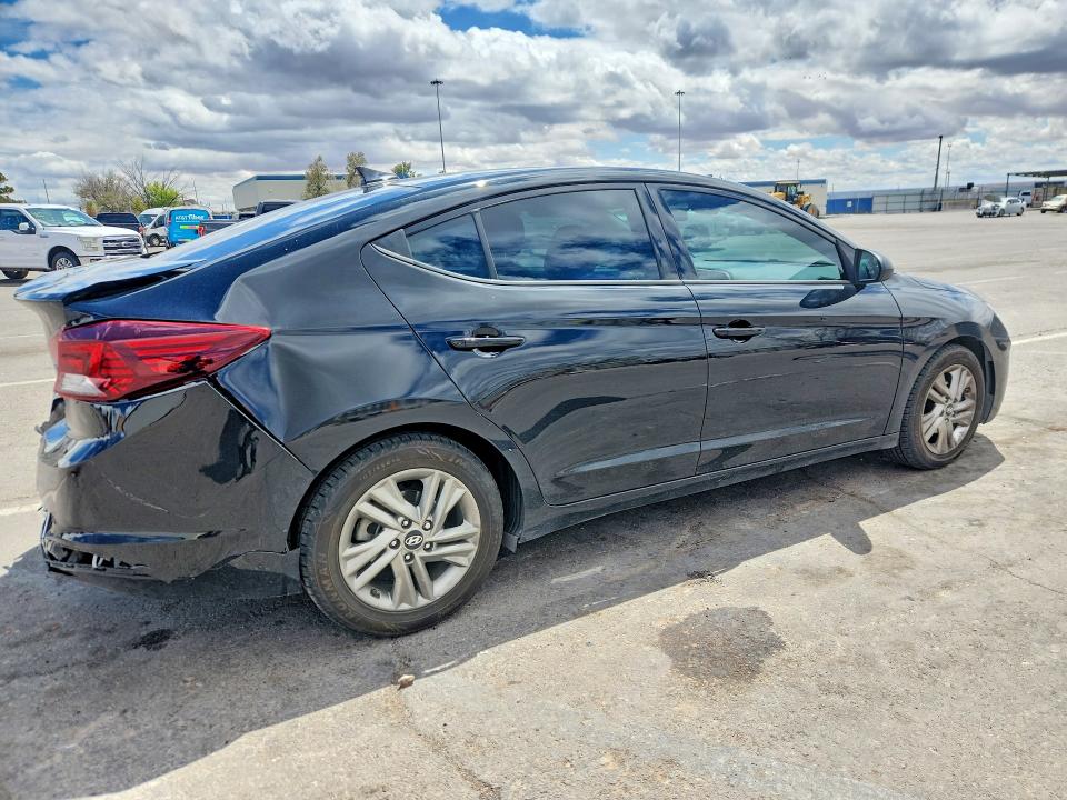 2019 Hyundai Elantra მანქანა იყიდება აუქციონზე, vin: 5NPD84LF2KH463944, აუქციონის ნომერი: 50261336