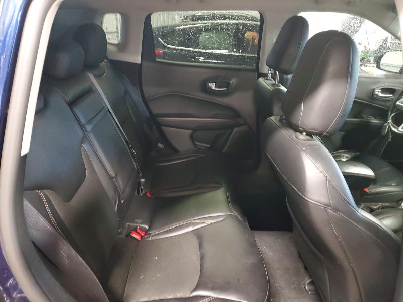 54781176 :رقم المزاد ، 3C4NJDBBXHT688726 vin ، 2017 Jeep Compass مزاد بيع
