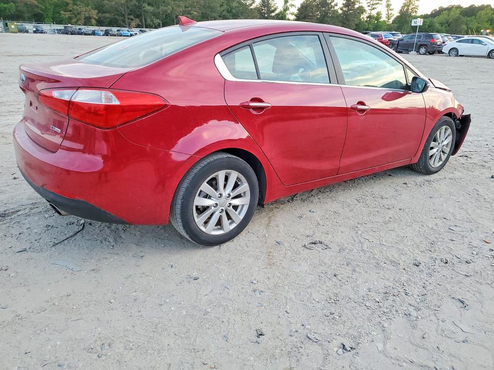 Продаж на аукціоні авто 2015 Kia Forte, vin: KNAFX4A85F5369799, номер лоту: 52613786