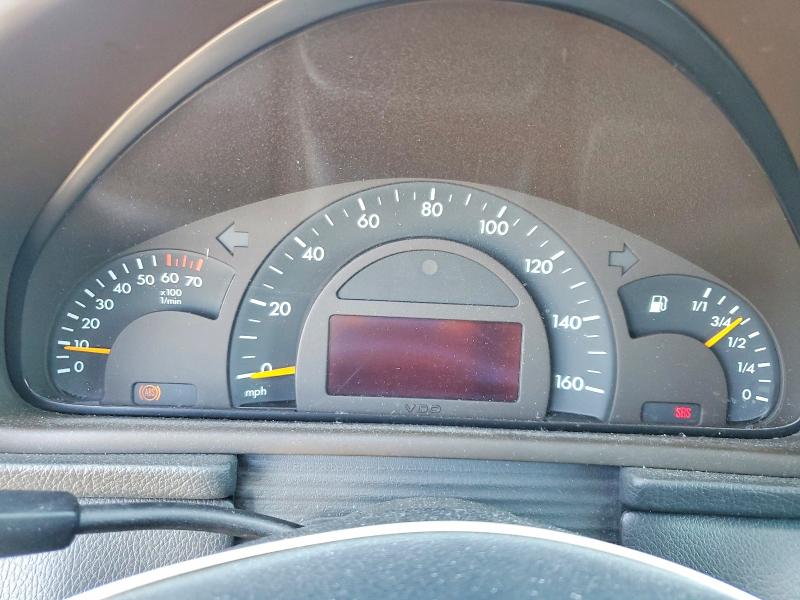 54148296 :رقم المزاد ، WDBRF64JX1F030602 vin ، 2001 Mercedes-benz C مزاد بيع