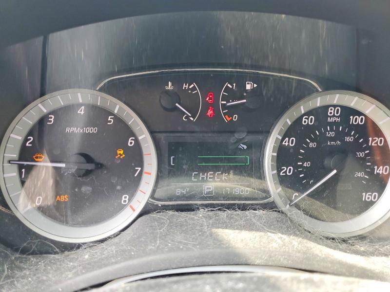 2015 Nissan Sentra მანქანა იყიდება აუქციონზე, vin: 3N1AB7AP7FY282299, აუქციონის ნომერი: 53115646