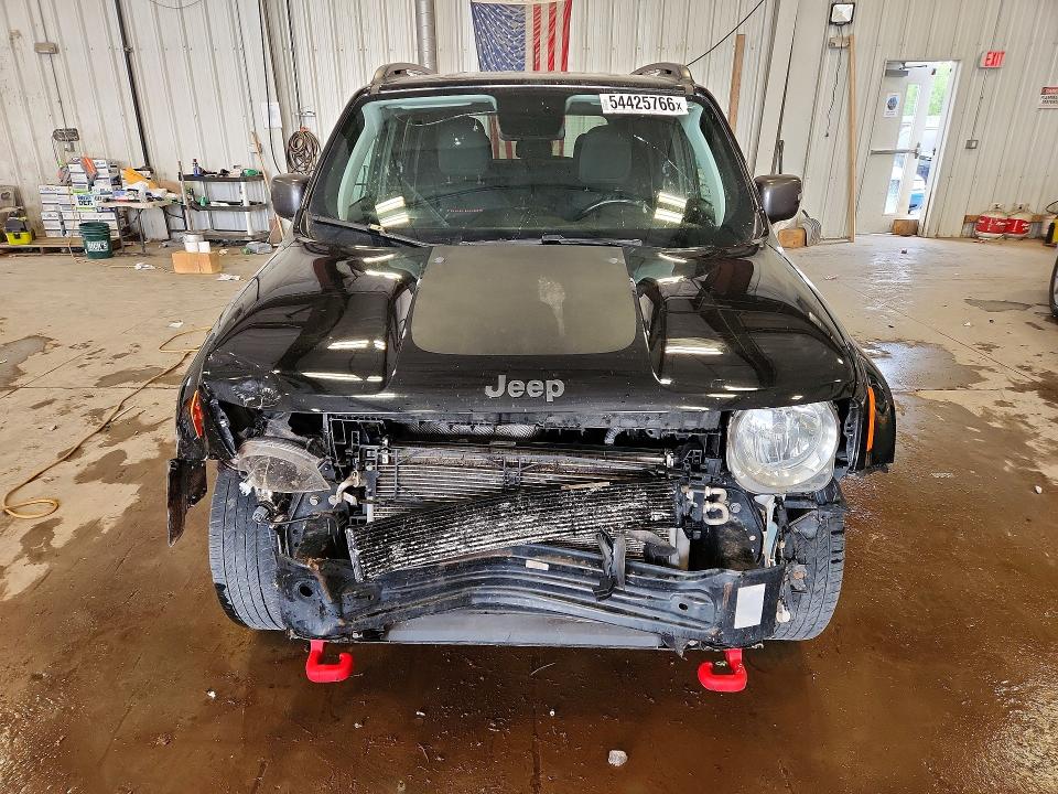 54425766 :رقم المزاد ، ZACCJBCB0JPH41800 vin ، 2018 Jeep Renegade مزاد بيع