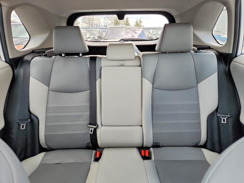 52911476 :رقم المزاد ، 2T3D1RFV6KW008804 vin ، 2019 Toyota Rav4 مزاد بيع