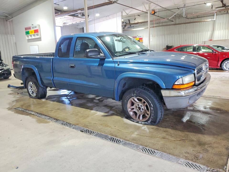 52469176 :رقم المزاد ، 1D7HG42NX4S505865 vin ، 2004 Dodge Dakota مزاد بيع