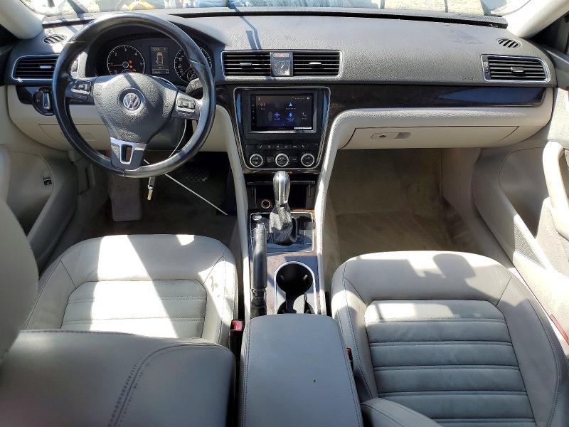 52926256 :رقم المزاد ، 1VWCN7A3XEC101758 vin ، 2014 Volkswagen Passat مزاد بيع