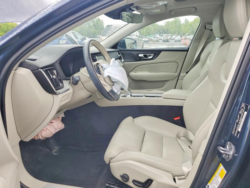 2022 Volvo S60 მანქანა იყიდება აუქციონზე, vin: 7JRL12FL6NG165204, აუქციონის ნომერი: 53368256
