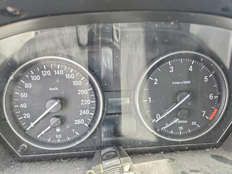 52958516 :رقم المزاد ، WBAPG7C55BA699923 vin ، 2011 Bmw 323 مزاد بيع