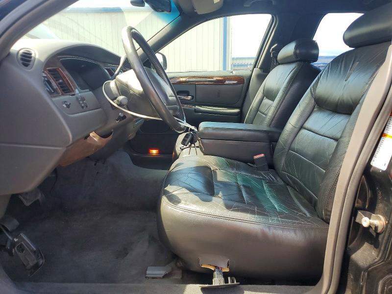 Продаж на аукціоні авто 2001 Lincoln Town Car, vin: 1LNHM84W31Y637161, номер лоту: 54017476