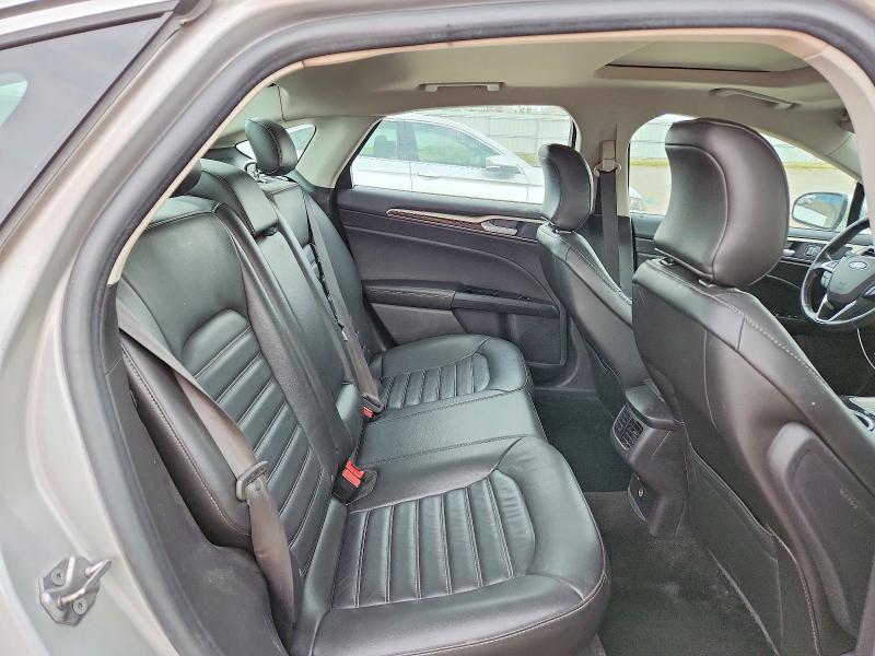 Продажа на аукционе авто 2016 Ford Fusion, vin: 3FA6P0HD6GR261453, номер лота: 52186596