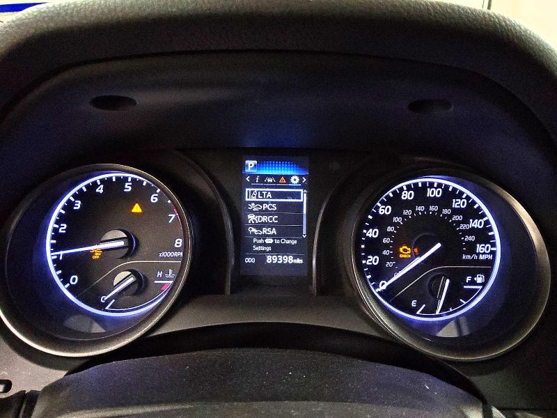51633996 :رقم المزاد ، 4T1G11AK0NU043301 vin ، 2022 Toyota Camry مزاد بيع