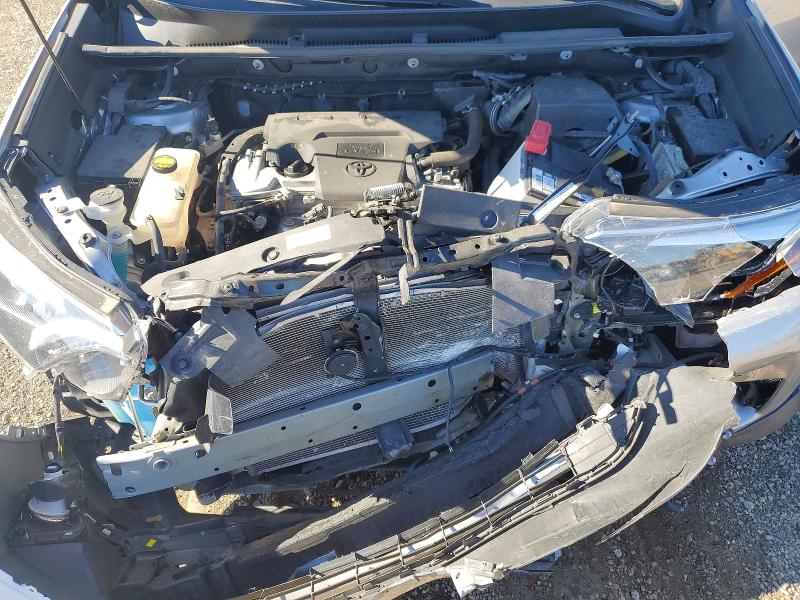2017 Toyota Rav4 მანქანა იყიდება აუქციონზე, vin: 2T3DFREV3HW666155, აუქციონის ნომერი: 53455996