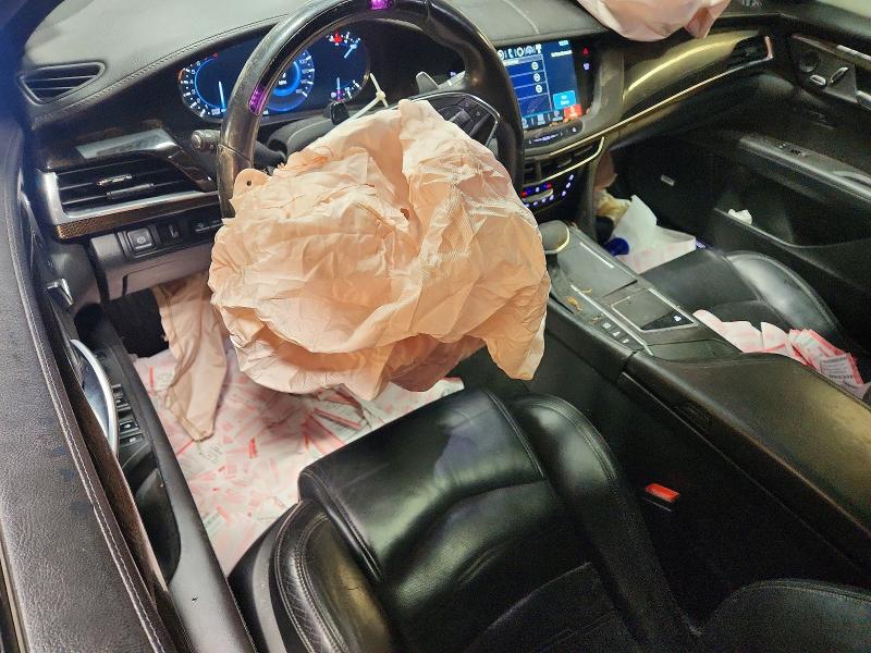 53125866 :رقم المزاد ، 1G6KG5RS4JU137767 vin ، 2018 Cadillac Ct6 مزاد بيع