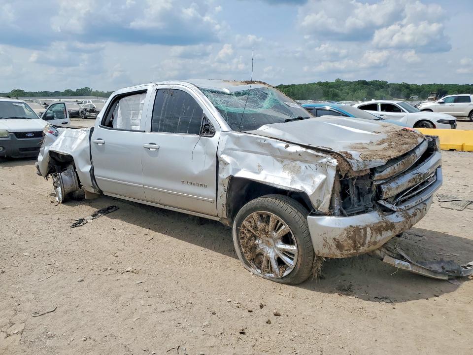 Продаж на аукціоні авто 2018 Chevrolet Silverado, vin: 3GCUKREC3JG204615, номер лоту: 54665096