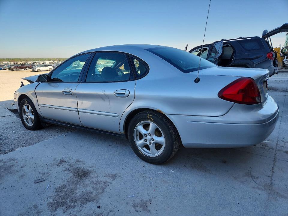 2002 Ford Taurus მანქანა იყიდება აუქციონზე, vin: 1FAFP55U92G136478, აუქციონის ნომერი: 52250106